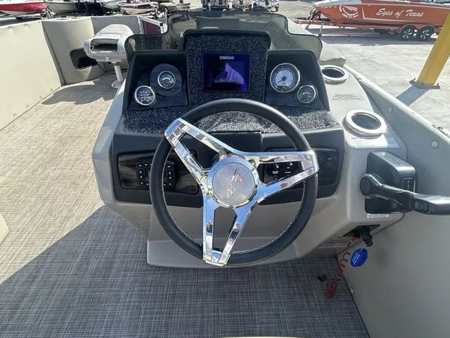 Slide: The Image of Silver Wave 2210 SW5 RLP 2021 - 6