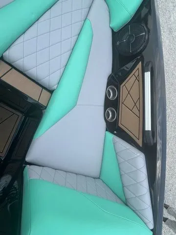 Slide: The Image of Tigé Z3 2022 - 14