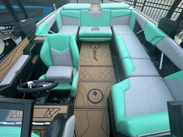 Slide: The Image of Tigé Z3 2022 - 8