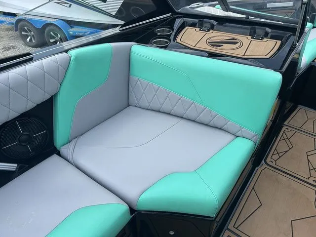 Slide: The Image of Tigé Z3 2022 - 9