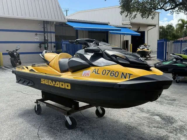 Slide: The Image of Sea-Doo GTR 230 2023 - 5