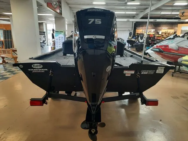 Slide: The Image of Tracker Pro Team 175 TF 2026 - 27