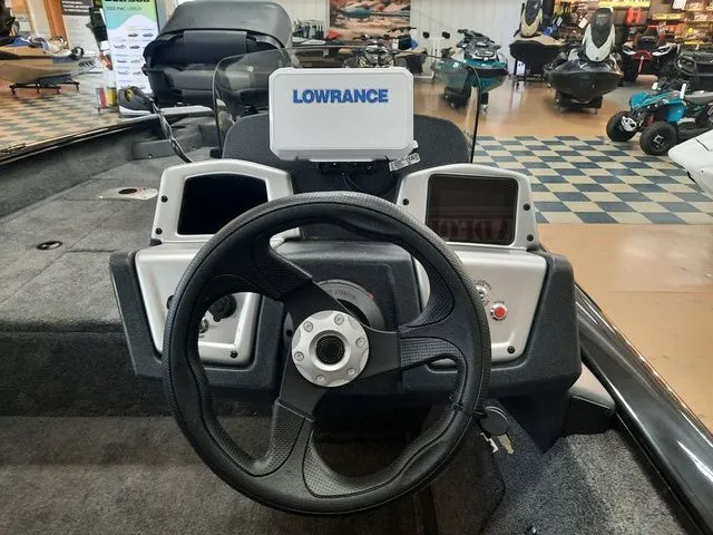 Slide: The Image of Tracker Pro Team 175 TF 2026 - 6