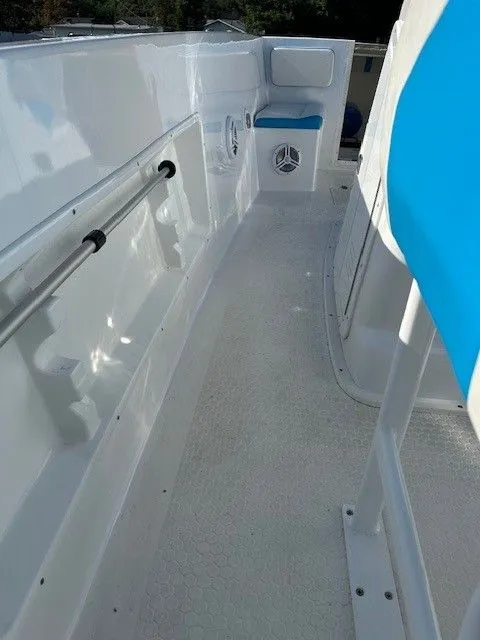 Slide: The Image of Concept Boats 30 2004 - 15