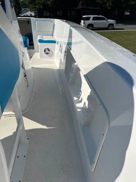 Slide: The Image of Concept Boats 30 2004 - 16