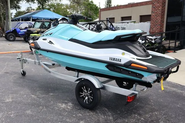 Slide: The Image of Yamaha VX-WHITE/MINT 2026 - 4