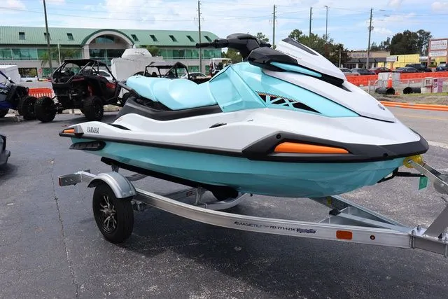 Slide: The Image of Yamaha VX-WHITE/MINT 2026 - 8