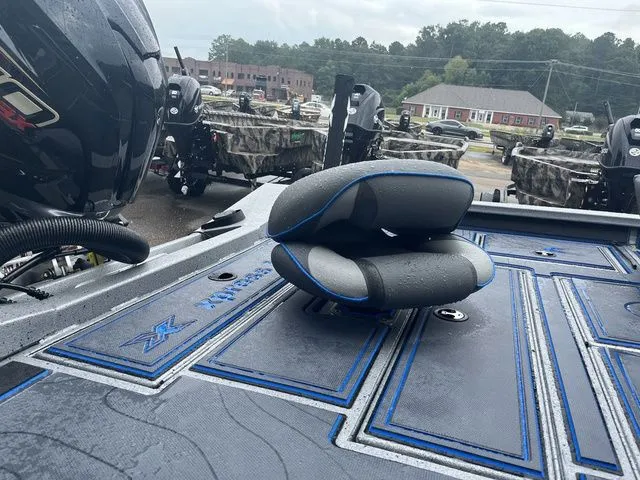 Slide: The Image of Xpress X19 Pro 2026 - 17