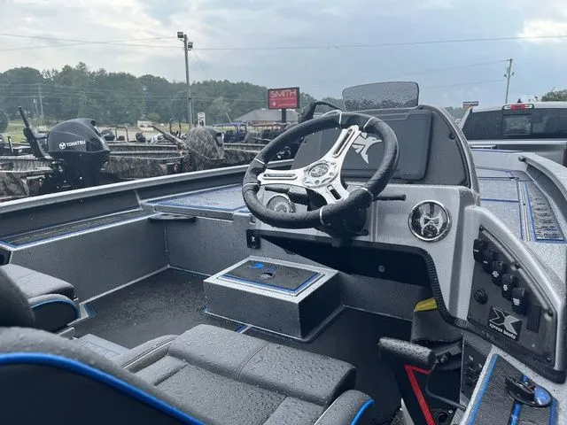 Slide: The Image of Xpress X19 Pro 2026 - 18