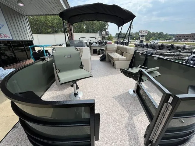 Slide: The Image of Veranda Vista20F4 2026 - 4