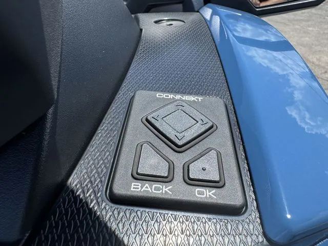 Slide: The Image of Yamaha VX Cruiser HO 2025 - 13