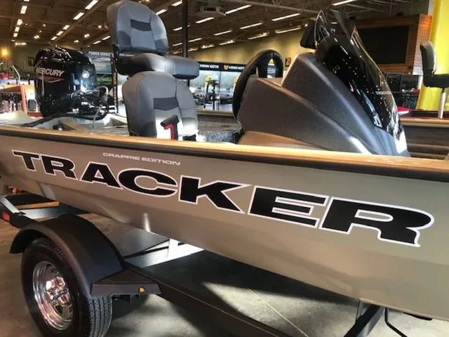 Slide: The Image of Tracker Pro Team 175 TF 2026 - 28