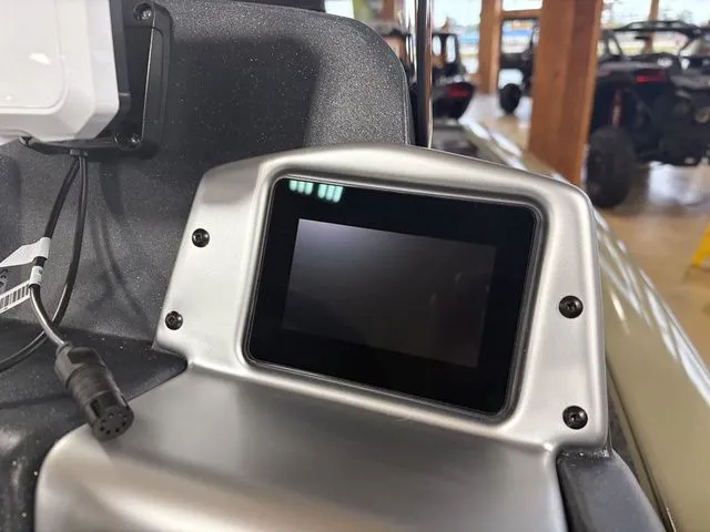 Slide: The Image of Tracker Pro Team 175 TXW 2026 - 22