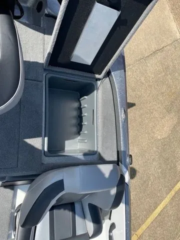 Slide: The Image of Nitro Z18 2025 - 19