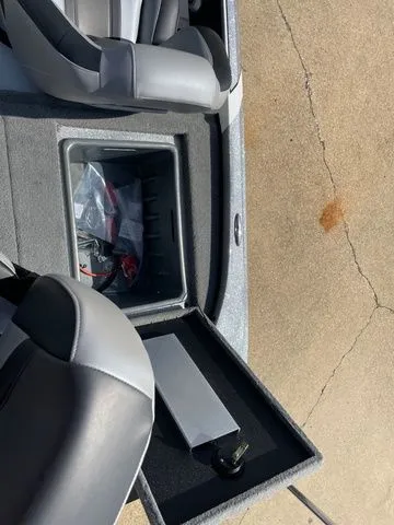 Slide: The Image of Nitro Z18 2025 - 23