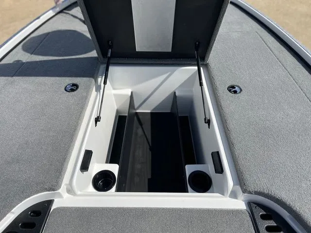 Slide: The Image of Nitro Z18 2025 - 28