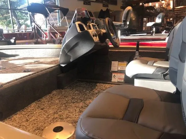 Slide: The Image of Tracker Pro Team 175 TF 2026 - 18