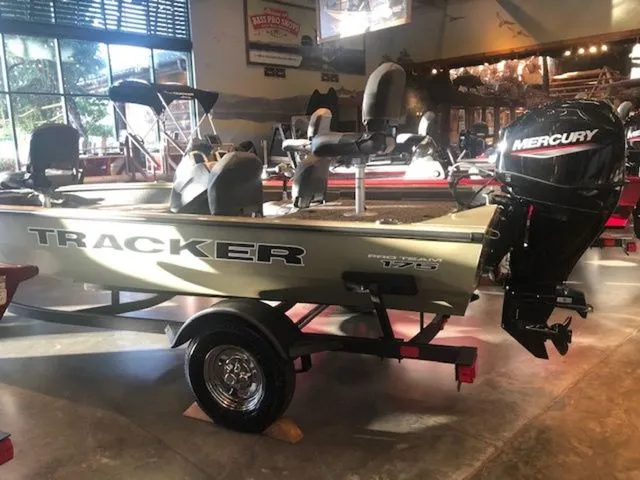 Slide: The Image of Tracker Pro Team 175 TF 2026 - 36