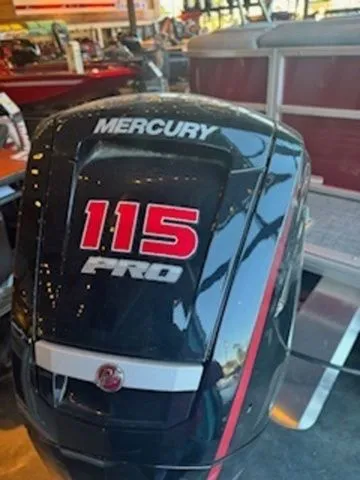 Slide: The Image of Sun Tracker Party Barge 20 DLX 2026 - 10