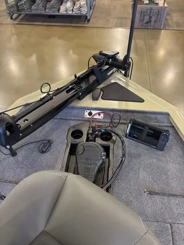 Slide: The Image of Tracker Pro Team 195 TXW 2026 - 11