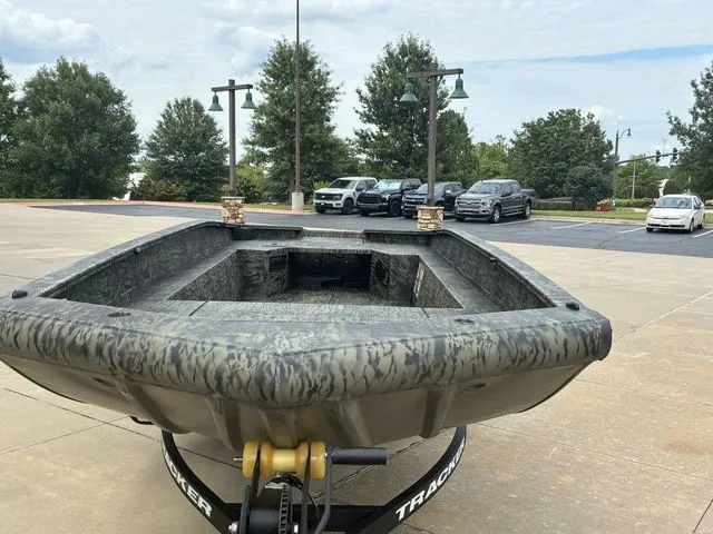 Slide: The Image of Tracker Grizzly 1650 T Prairie Wings Edition 2026 - 3