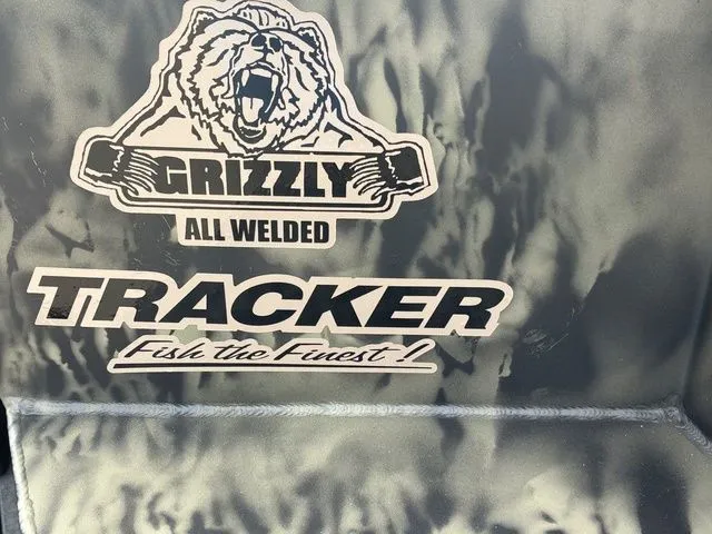 Slide: The Image of Tracker Grizzly 1650 T Prairie Wings Edition 2026 - 6