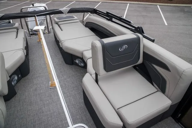 Slide: The Image of Barletta Cabrio 24M 2026 - 10