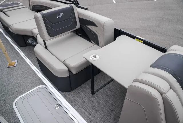 Slide: The Image of Barletta Cabrio 24M 2026 - 11