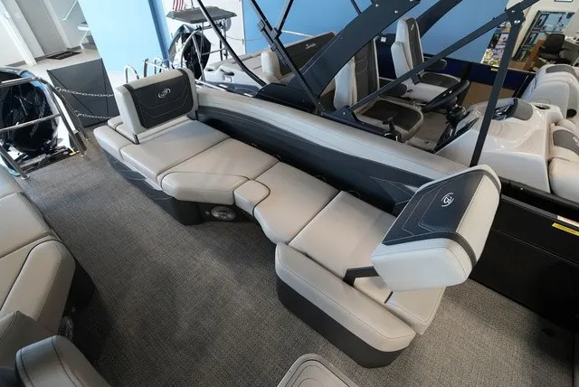Slide: The Image of Barletta Cabrio 24M 2026 - 24