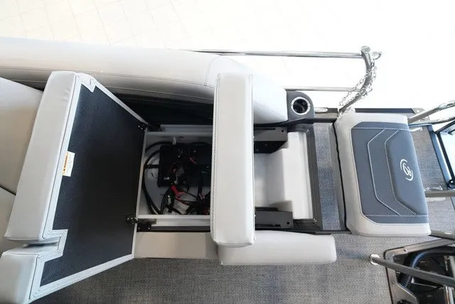 Slide: The Image of Barletta Cabrio 24M 2026 - 35