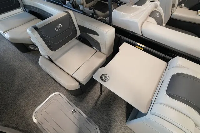 Slide: The Image of Barletta Cabrio 24M 2026 - 22
