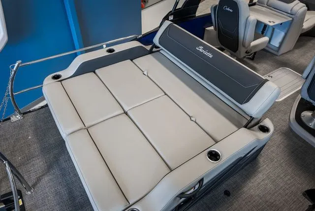 Slide: The Image of Barletta Cabrio 22UC 2026 - 13