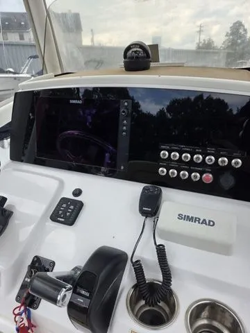 Slide: The Image of Sportsman Heritage 231 Center Console 2017 - 18