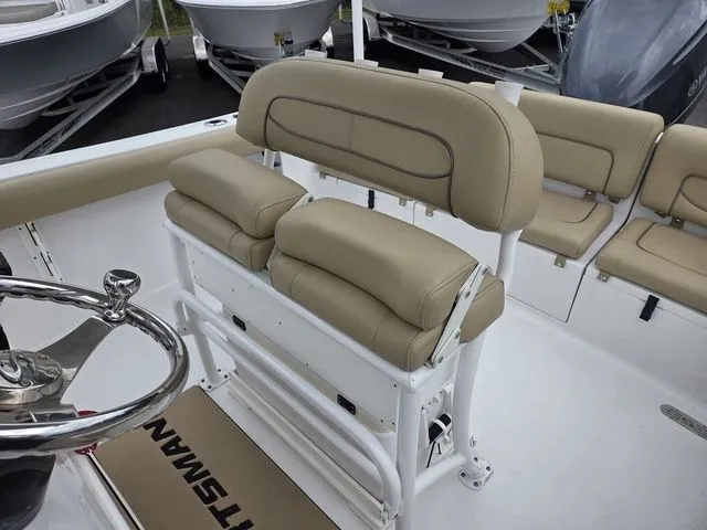 Slide: The Image of Sportsman Heritage 231 Center Console 2017 - 20