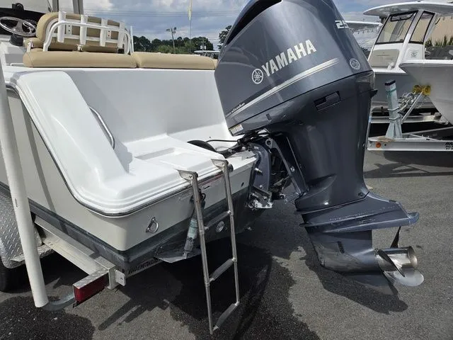 Slide: The Image of Sportsman Heritage 231 Center Console 2017 - 26