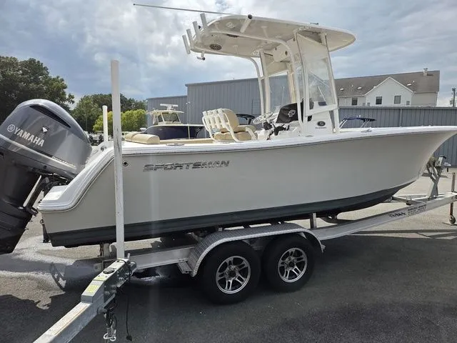 Slide: The Image of Sportsman Heritage 231 Center Console 2017 - 3