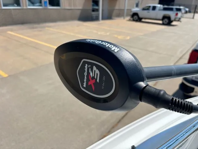 Slide: The Image of Chaparral 21 SSi Ski & Fish OB 2023 - 13