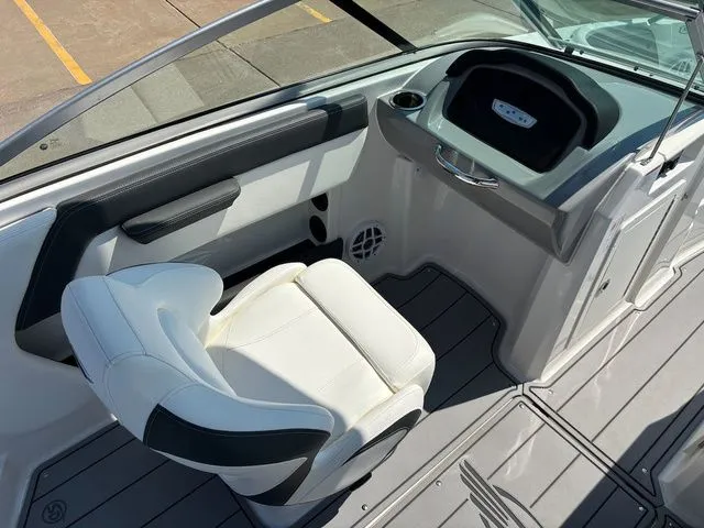 Slide: The Image of Chaparral 21 SSi Ski & Fish OB 2023 - 7