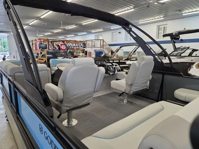 Slide: The Image of Godfrey Sweetwater 2486 SFLC 27" Impact Center Tube Packag 2026 - 17