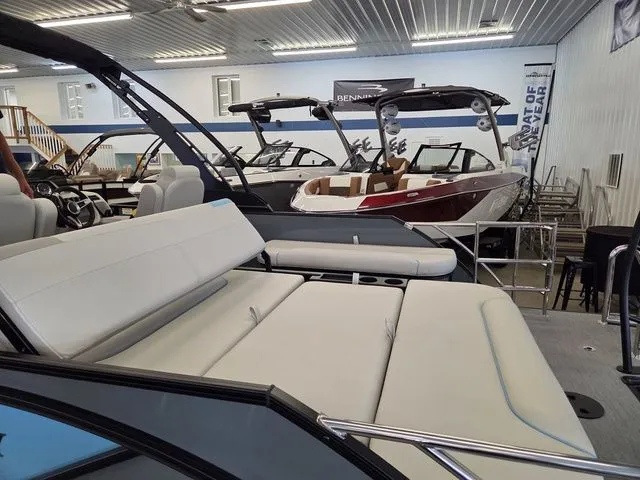 Slide: The Image of Godfrey Sweetwater 2486 SFLC 27" Impact Center Tube Packag 2026 - 18