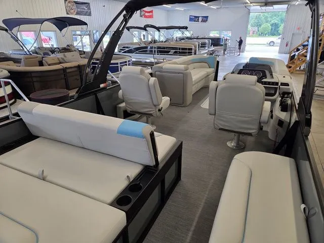 Slide: The Image of Godfrey Sweetwater 2486 SFLC 27" Impact Center Tube Packag 2026 - 21