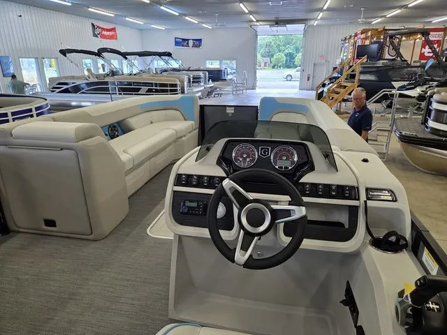 Slide: The Image of Godfrey Sweetwater 2486 SFLC 27" Impact Center Tube Packag 2026 - 5