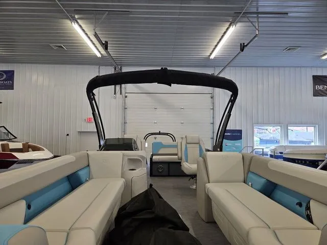 Slide: The Image of Godfrey Sweetwater 2486 SFLC 27" Impact Center Tube Packag 2026 - 7