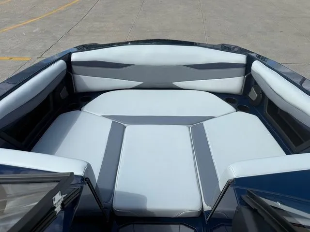 Slide: The Image of Axis A225 2026 - 5