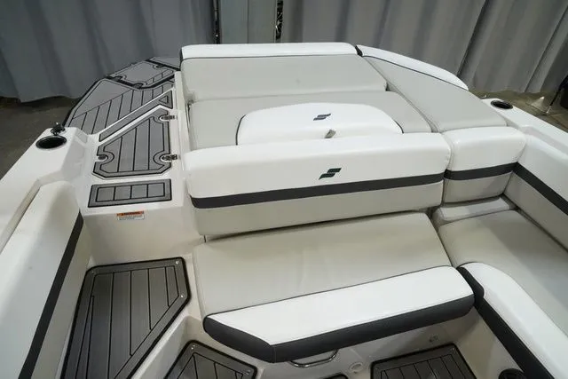 Slide: The Image of Starcraft SVX IO 230 2023 - 18