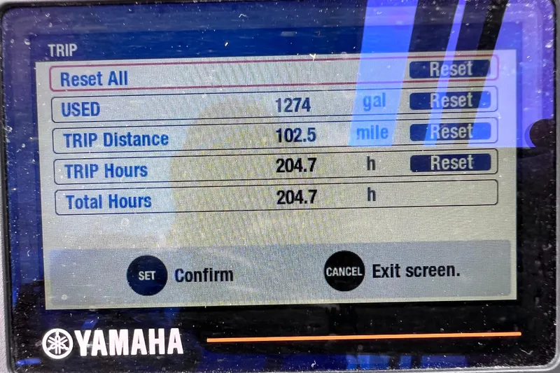 Slide: The Image of Yamaha display showing trip data for 2019 Robalo R247 Dual Console boat. - 60