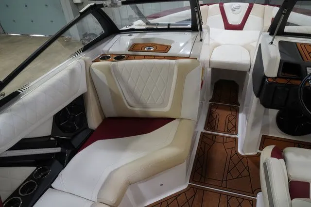 Slide: The Image of Tigé 21ZX 2021 - 20