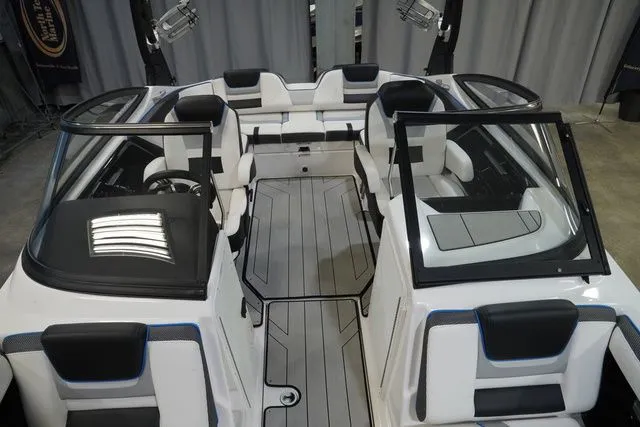 Slide: The Image of Yamaha 212XD 2021 - 10