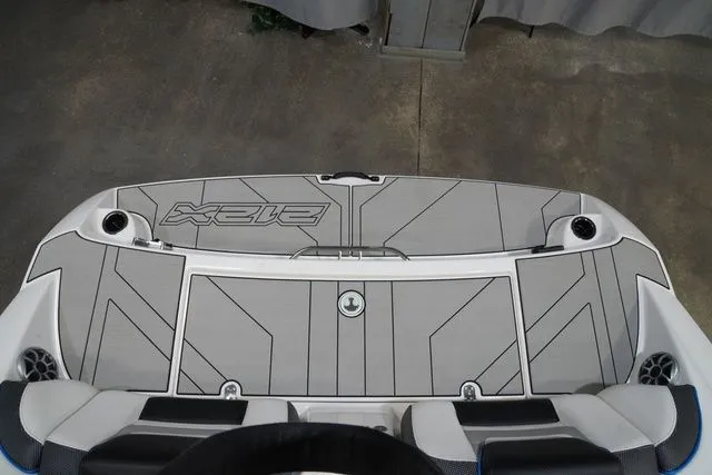 Slide: The Image of Yamaha 212XD 2021 - 21