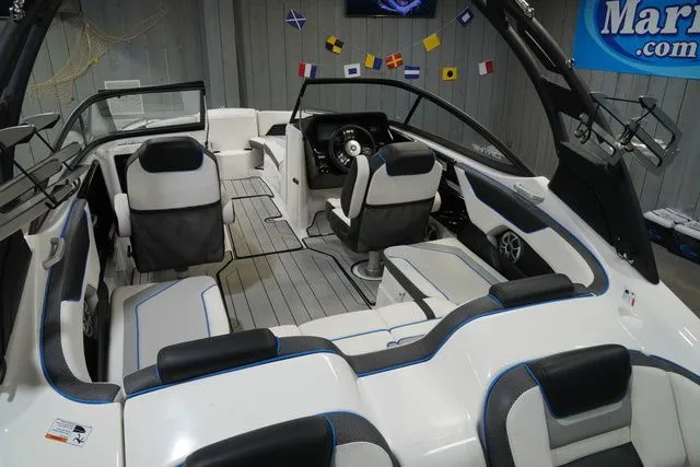 Slide: The Image of Yamaha 212XD 2021 - 22